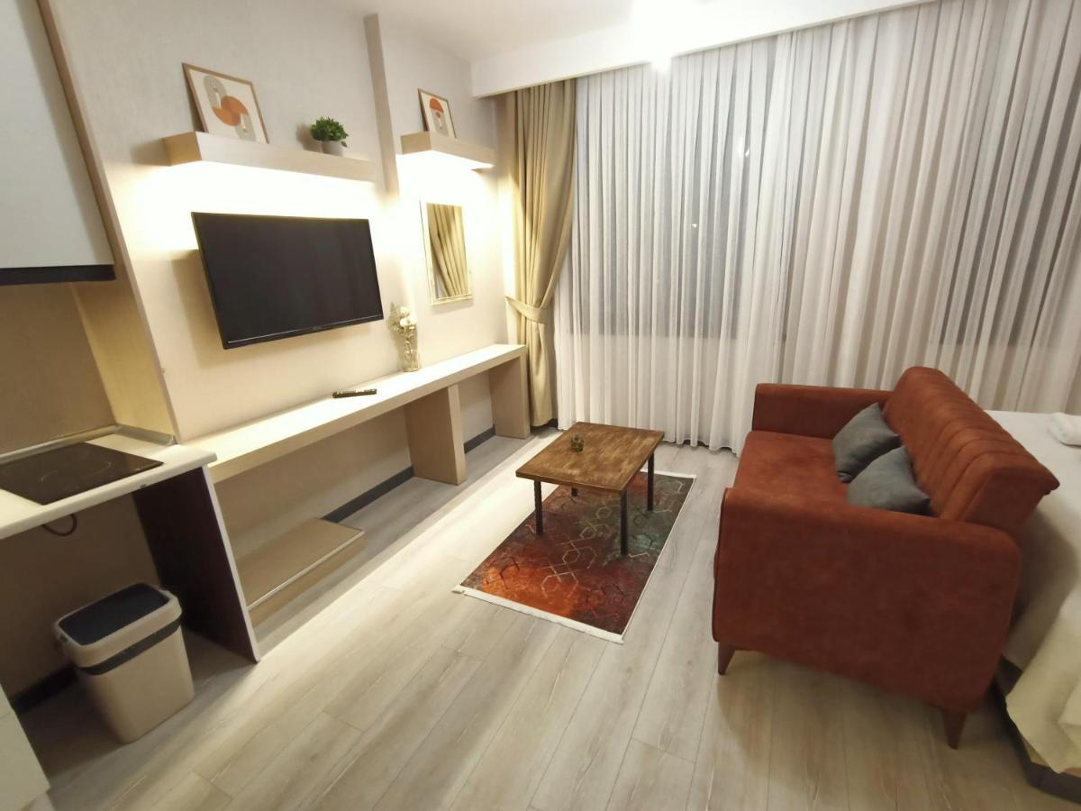 New Falcon Aparthotel